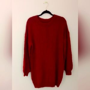 BURGUNDY FLUFFY SWEATER SIZE SMALL (S)